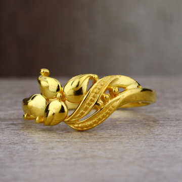 Ladies 22K Gold Fancy CZ Ring -LPR48