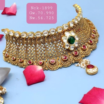 Gold choker set 916 by 