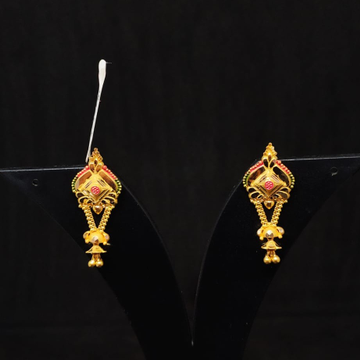 22 carat gold fancy ladies earrings RH-LE315