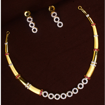 18k Gold Elegant Necklace Set  by 