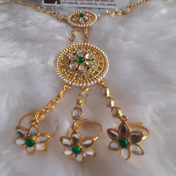 kundan pocha by 