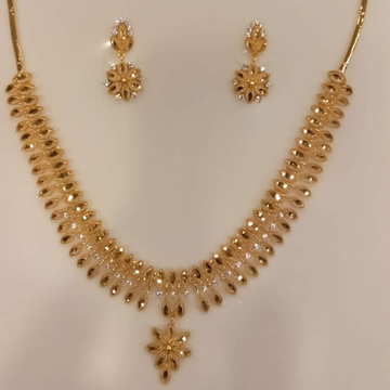 fancy diamond set by Aaj Gold Palace