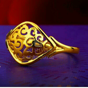 Attractive Plian Casting Gold Ring LRG -0516