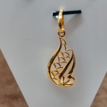 fancy casting pendant by Aaj Gold Palace