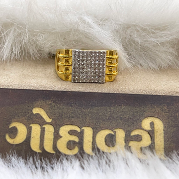 916 /22k gold men's classic ring by Shree Godavari Gold Palace