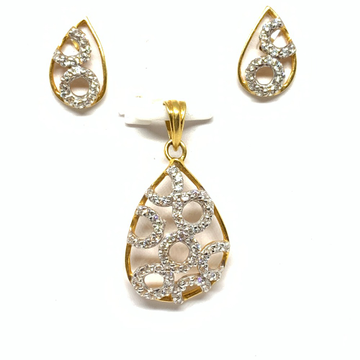 Designer Gold pendent set by Rajasthan Jewellers Private Limited