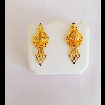916 gold metal earrings by 