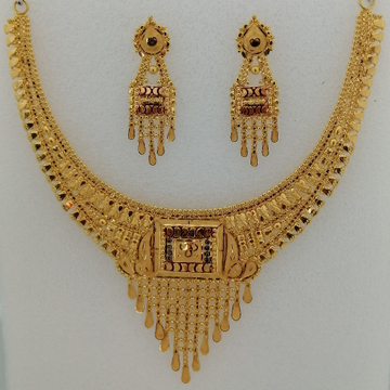 916 gold tikki work short set by 