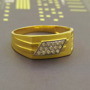 Simple handmade design 22kt gold gents ring