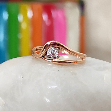 18 kt rose gold fancy solitaire ladies ring