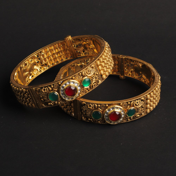 916 Gold Kundan Bangle For Women PJ-007 by Pratima Jewellers