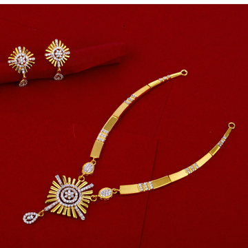 916 Gold Hallmark Delicate Women's Necklace Set LN...