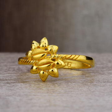 Ladies 22K Gold Flower Designer Ring -LPR39