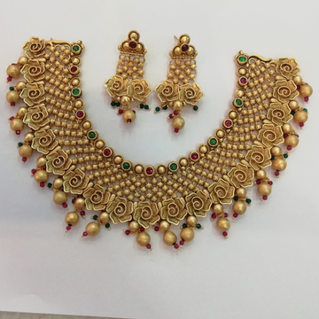 916 gold fancy antique short set by 
