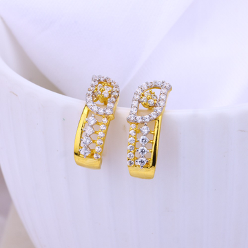 attractive latest gold earrings for ladies. by 