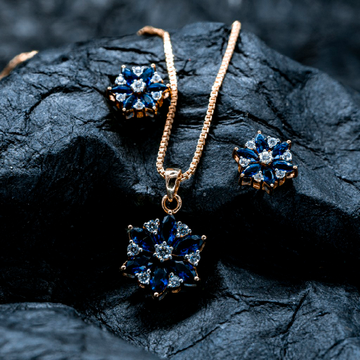 18ct rose gold pendant set by 