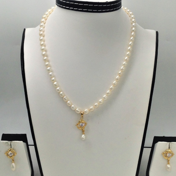 White cz and pearls pendent set with oval pearls mala jps0169