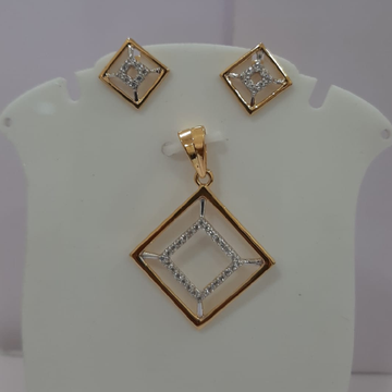 22k gold diamond Square shape pendent set by Sneh Ornaments