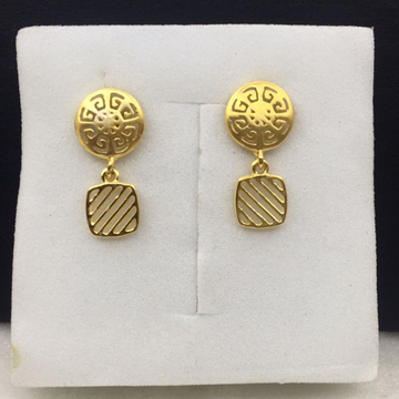 18k Yellow Gold Dazzling Design Earrings by 