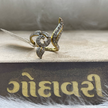 22k gold cz diamond ring by Shree Godavari Gold Palace