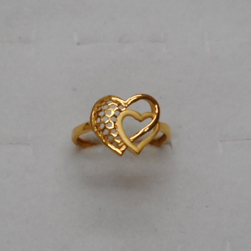 22 kt gold casting fancy ladis ring by Aaj Gold Palace