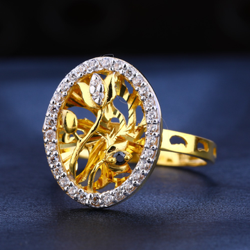 916 Women's Gold Fancy Cz Hallmark Ring LR547