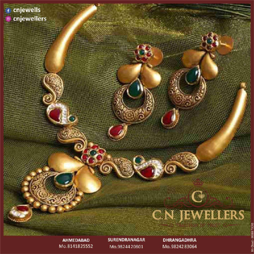 ANTIQUE JADTAR SET 916 by 