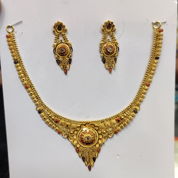 22 carat 916 fancy set by Parshwa Jewellers