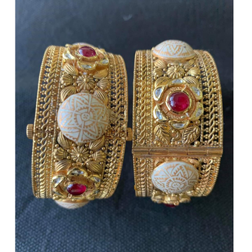 916 Hallmarked Gold Antique Kada Bangles