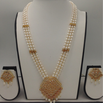 White, golden cz pendent set with 3 line oval pearls jps0422