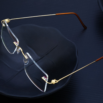 18KT Gold Mens Gorgeous Spectacle S16