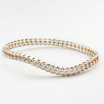 Fascinating rose gold bracelet for ladies