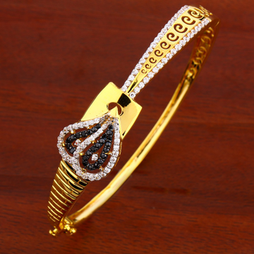 750 Gold Womens Classic Hallmark Kada Bracelet LKB...