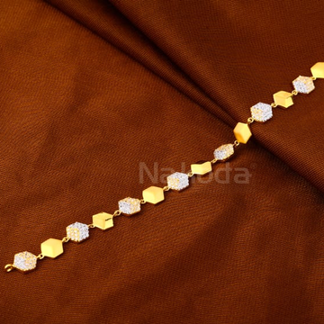 916 Gold Hallmark Ladies Bracelet LB589