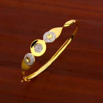 18CT CZ  Ladies Exclusive Gold Kada Bracelet LKB17...