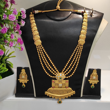 916 Gold Hallmark Latest Design Bridal Necklace Se... by Rangila Jewellers
