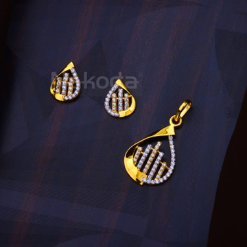 22KT Gold Hallmark Exclusive Ladies Fancy Pendant...