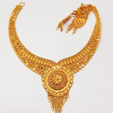 fancy set by Aaj Gold Palace