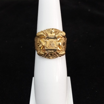 fancy ring by Aaj Gold Palace