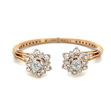 Designer Royale Diamonds Bracelet for Special Occa...