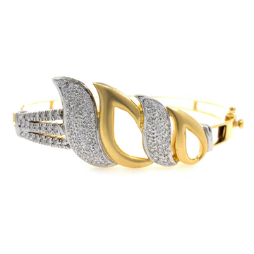 Grand Diamond Bracelet Pave Set in Yellow Gold 9BRC31
