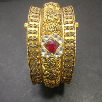 916 Gold Antique Bridal Bangles KG-B002 by Kundan