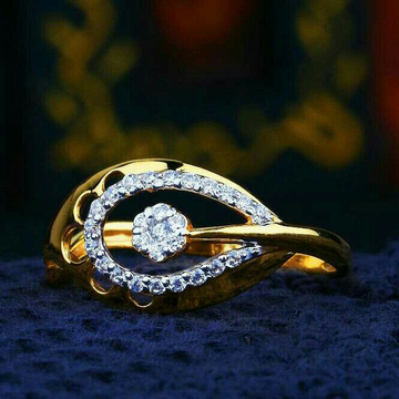 22kt Gold Cz Fancy Ladies Ring LRG -0079