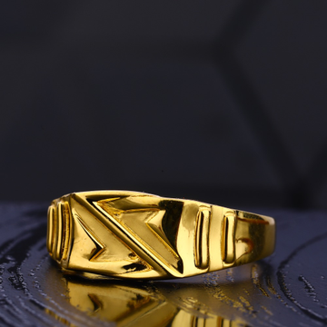 916 Gold Stylish  Men's Plain Ring MR723