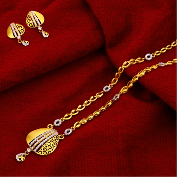 22kt Gold Ladies Fancy Hallmark Chain Necklace CN1...