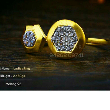 Exclusive Cz Gold Ladies Ring LRG -0307