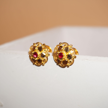 22k Gold Handmade Flower Design Earring 10R1013