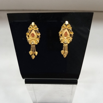 Fancy earring by Aaj Gold Palace