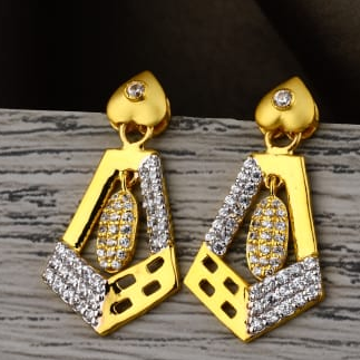 22KT Gold Ladies Jummar Earrings LJE521