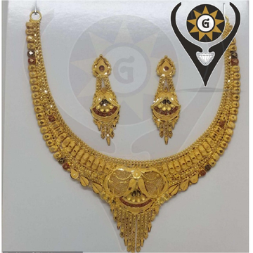 22KT Gold Hallmark Trendy Necklace set  by Parshwa Jewellers